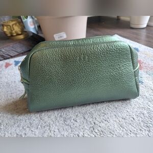 Portland Leather Green Metallic Greench Astra Cosmetic Pouch NWT Premium